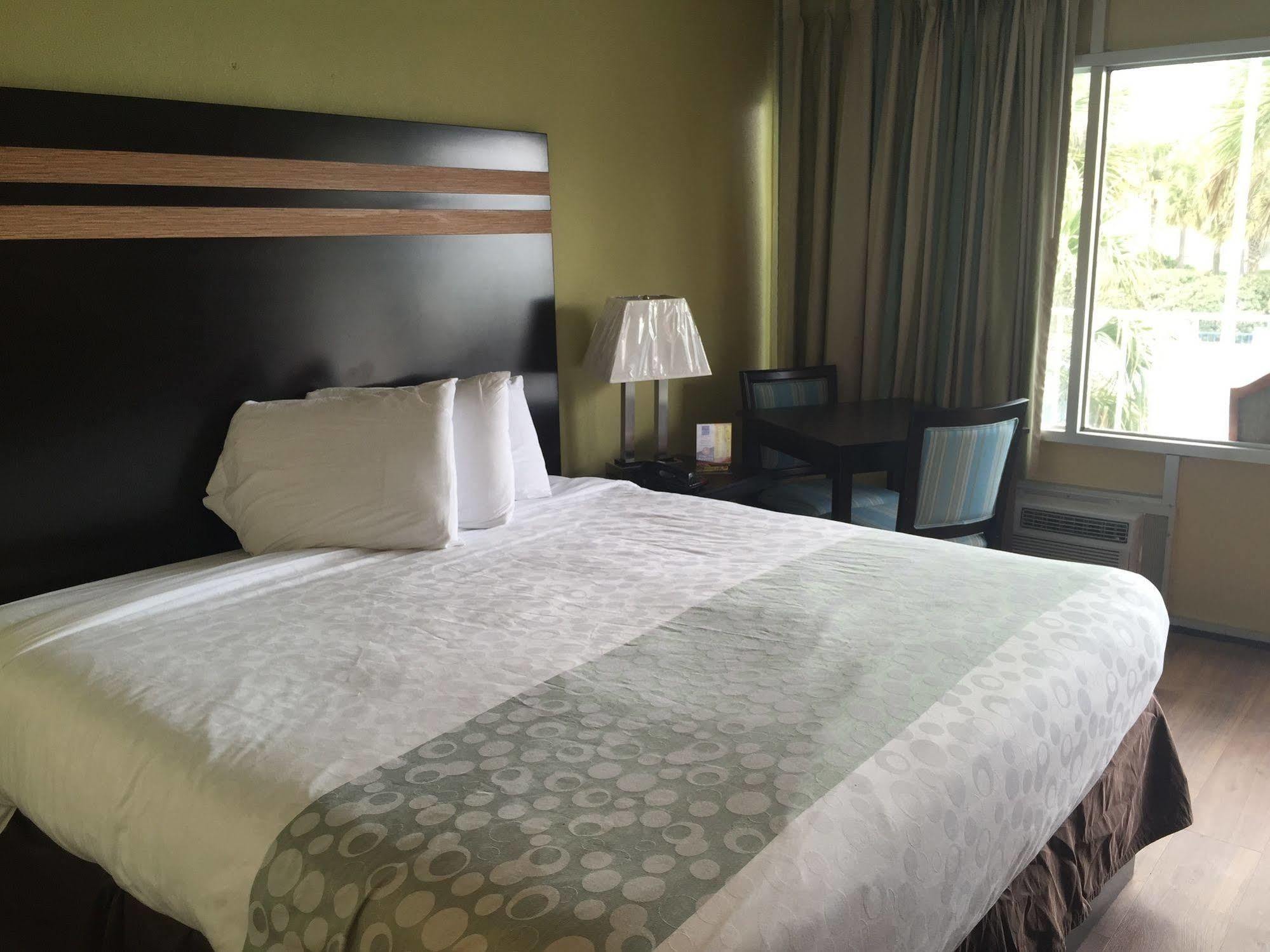 Blu Atlantic Hotel & Suites Myrtle Beach Eksteriør billede
